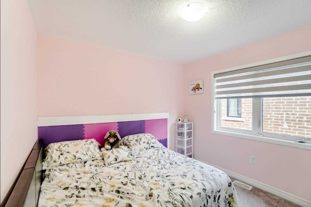 72 Circus Cres