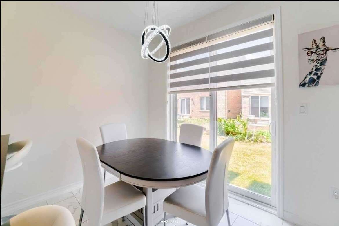72 Circus Cres