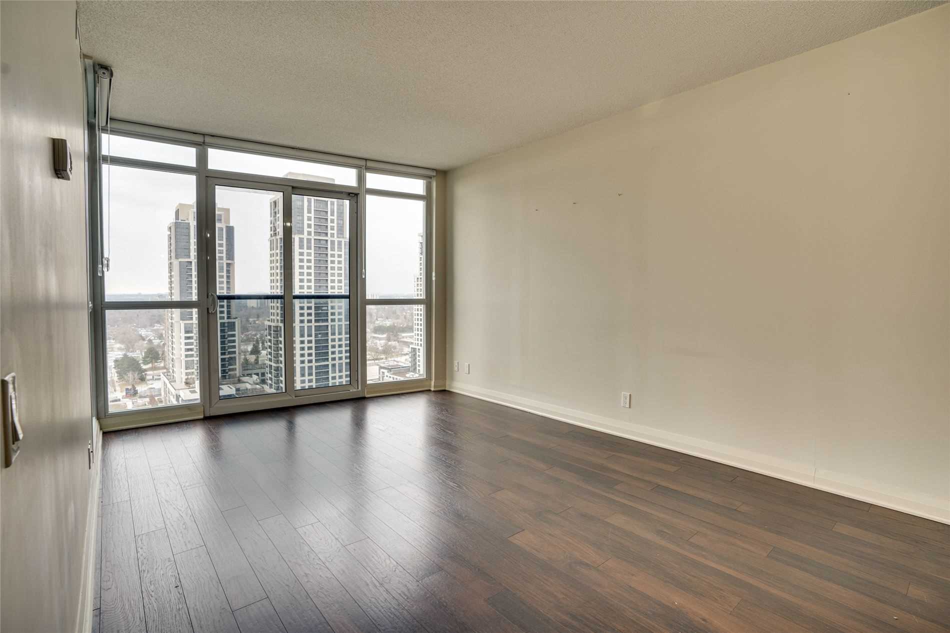 Listing W5856880 - Large Photo # 11