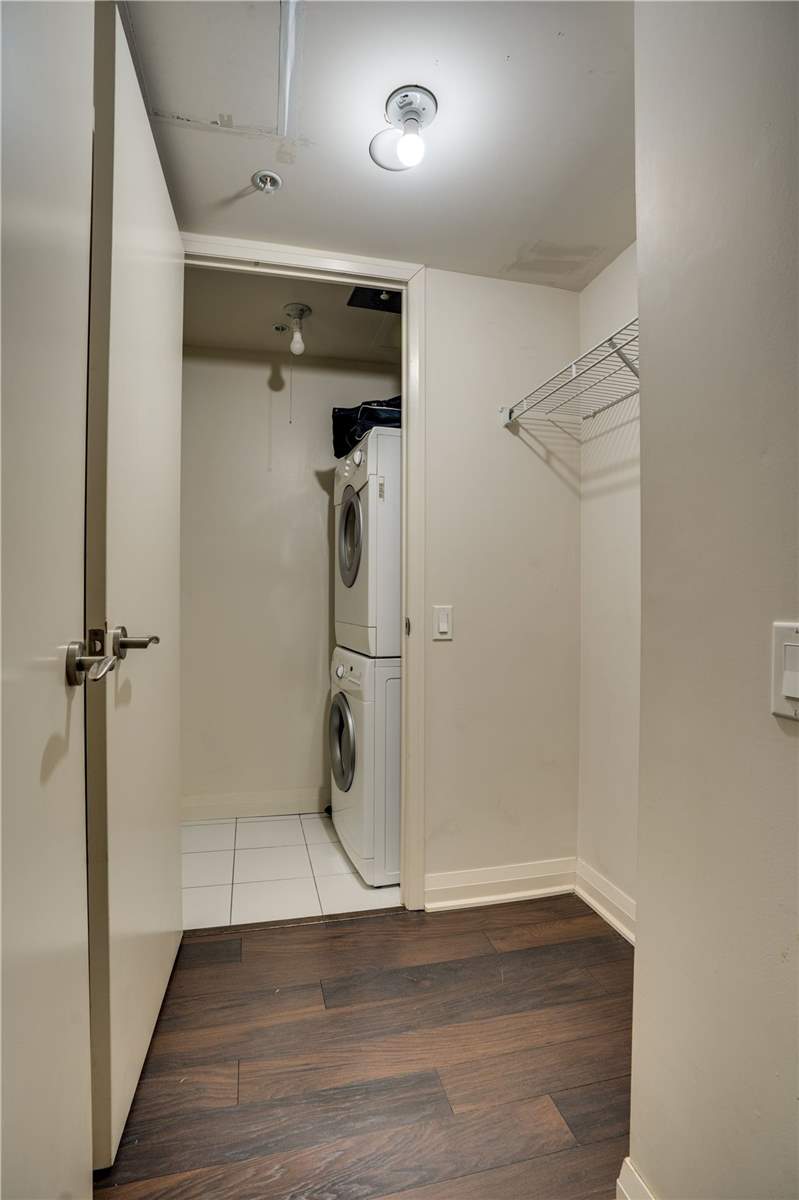 Listing W5856880 - Large Photo # 17