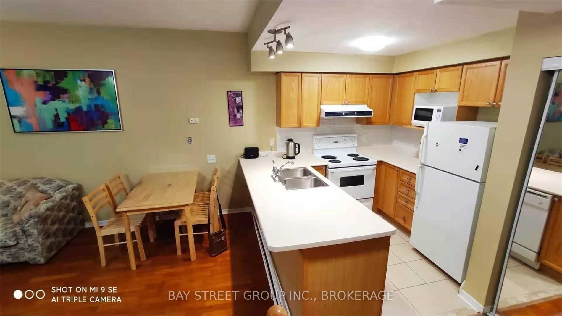 Listing W5856948 - Large Photo # 2