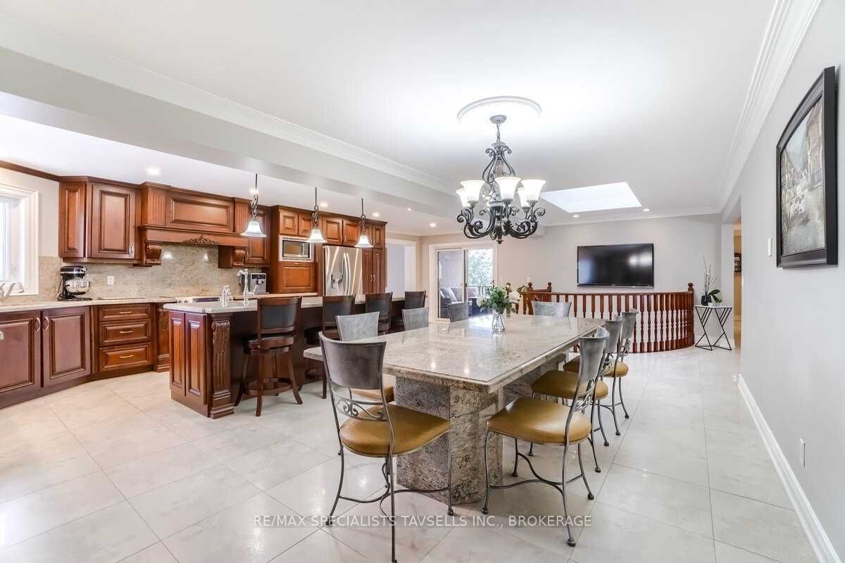 Listing W5856997 - Large Photo # 10