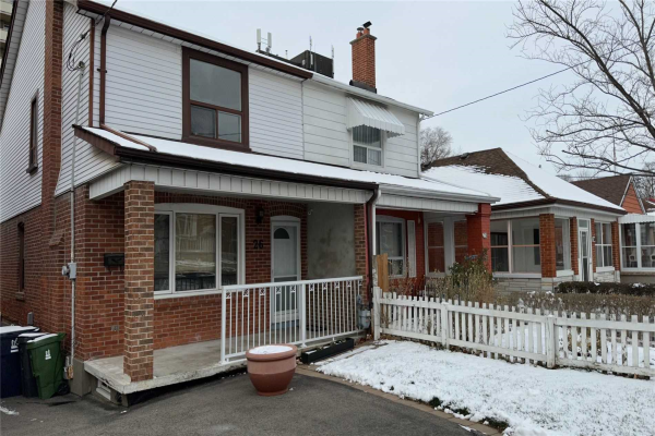 26 Grandville Ave, Toronto
