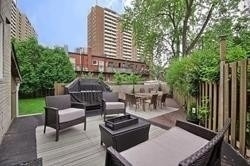 2 Cabot Crt