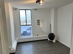 4645 Jane Street, #828