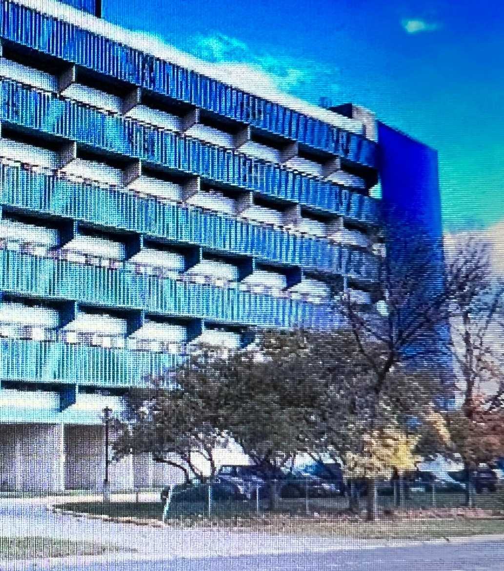 4645 Jane Street, #828