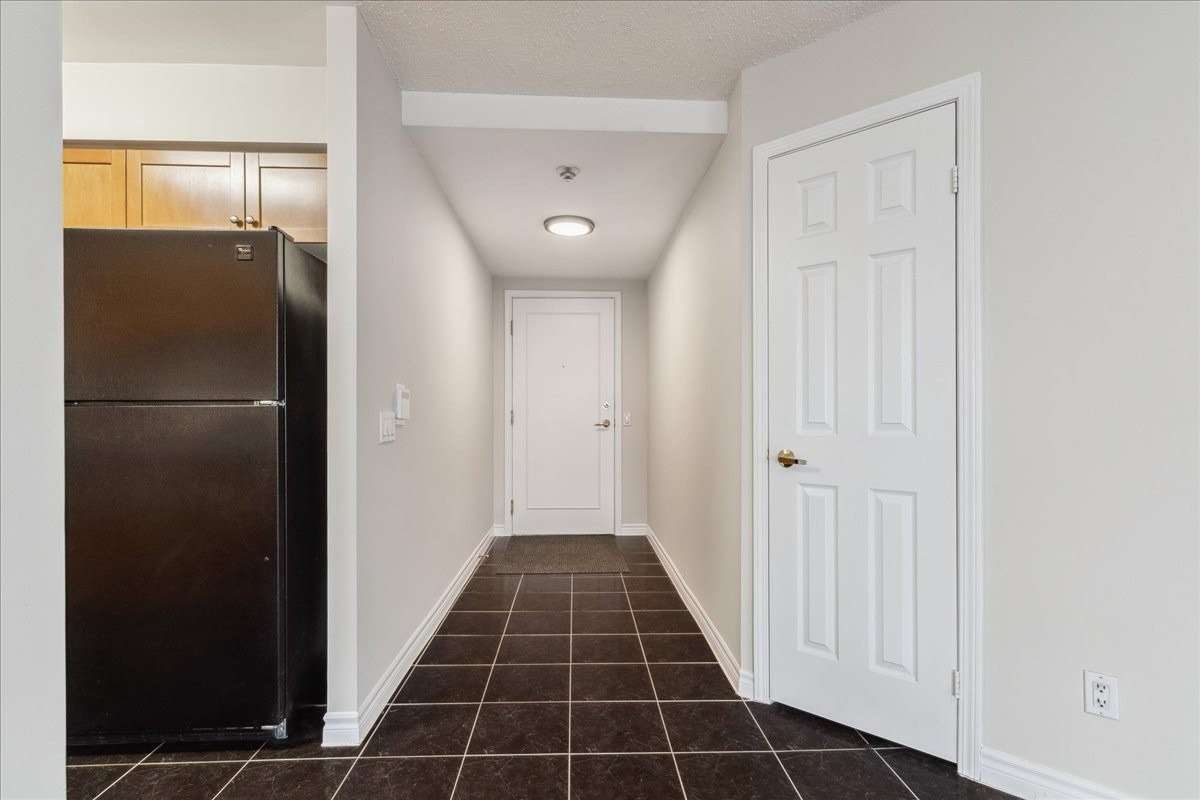 Listing W5857959 - Large Photo # 10