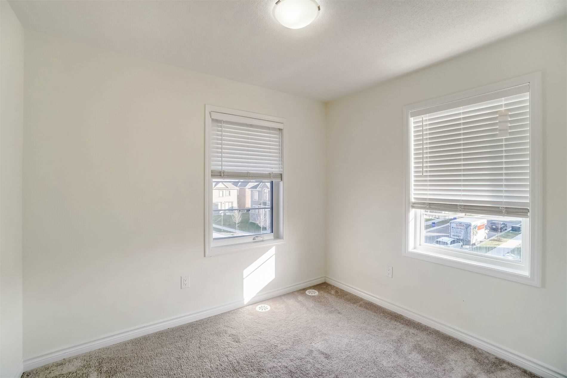 Listing W5858143 - Large Photo # 34