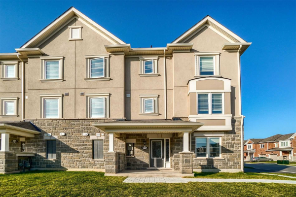 875 Sumac Cres, Milton