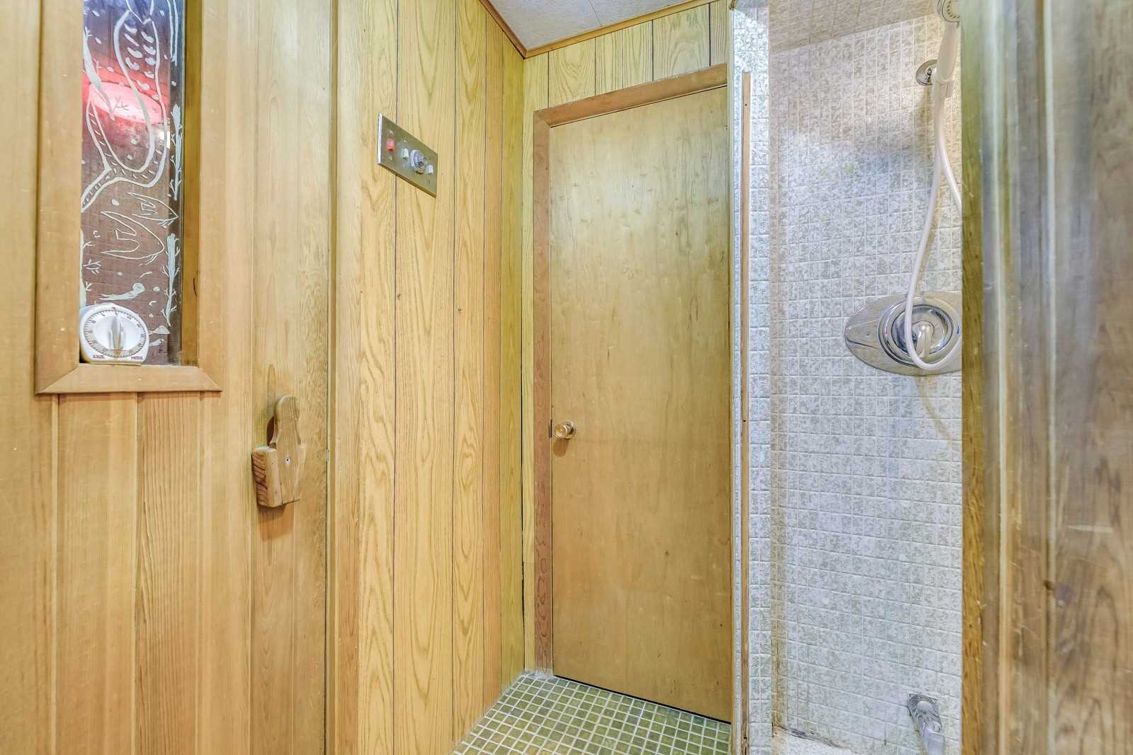 Listing W5858422 - Large Photo # 32
