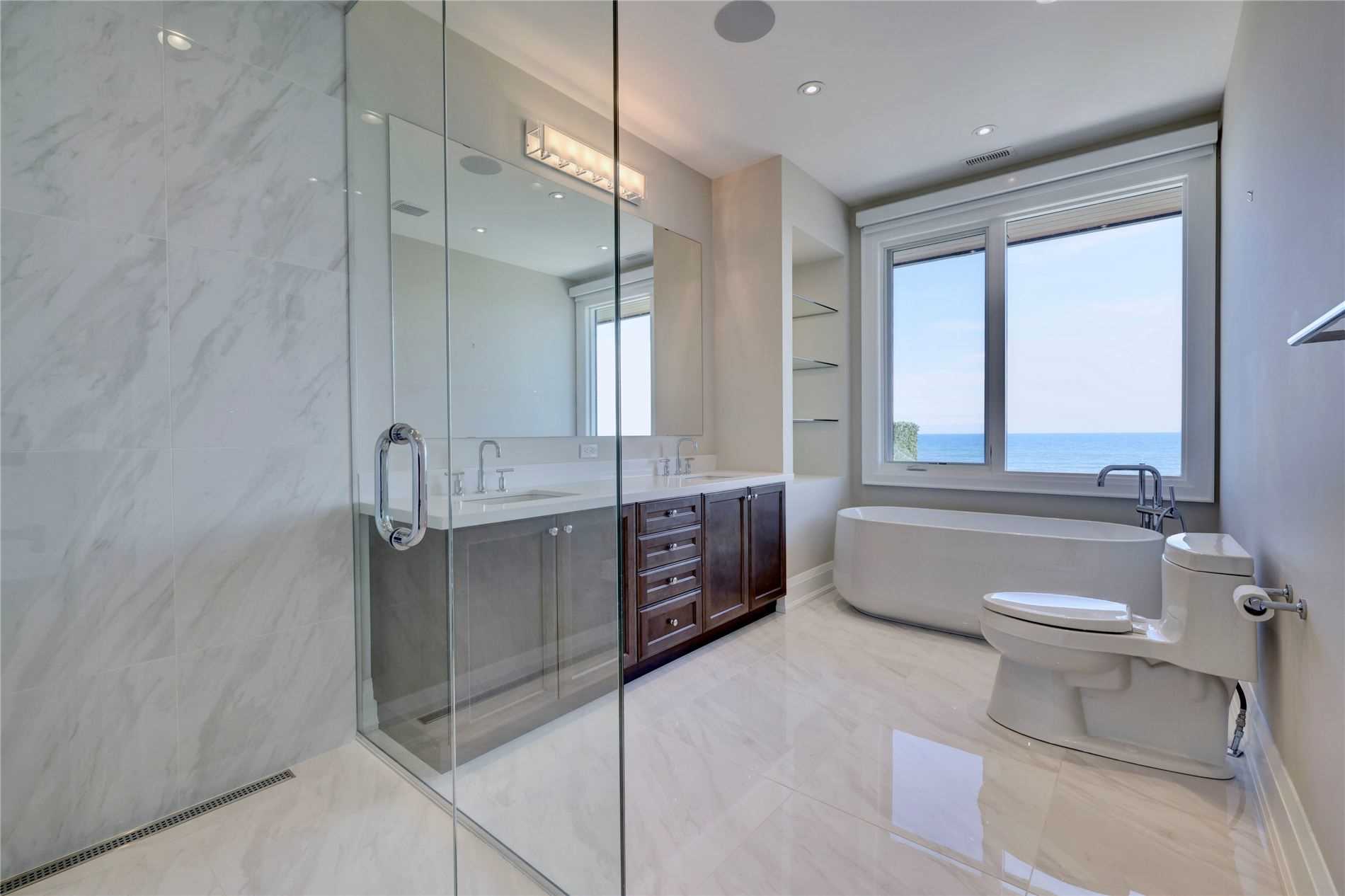 10 Maple Grove Dr, #8