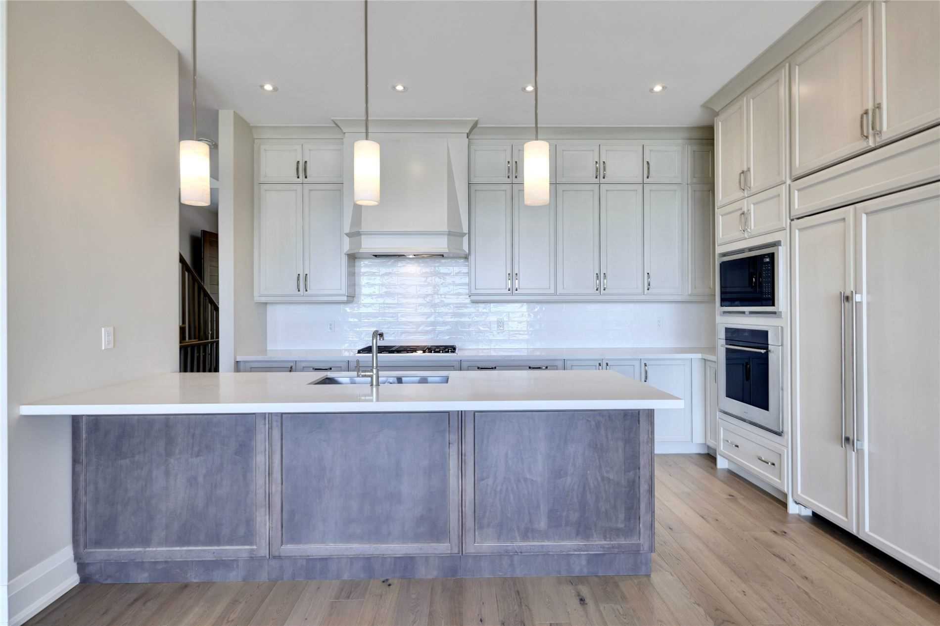 10 Maple Grove Dr, #8