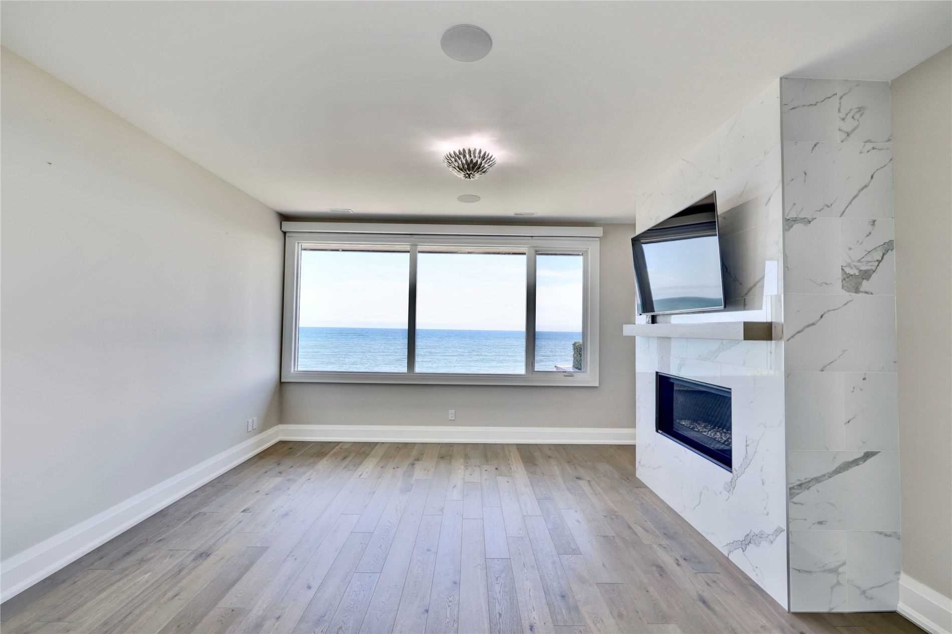 10 Maple Grove Dr, #8