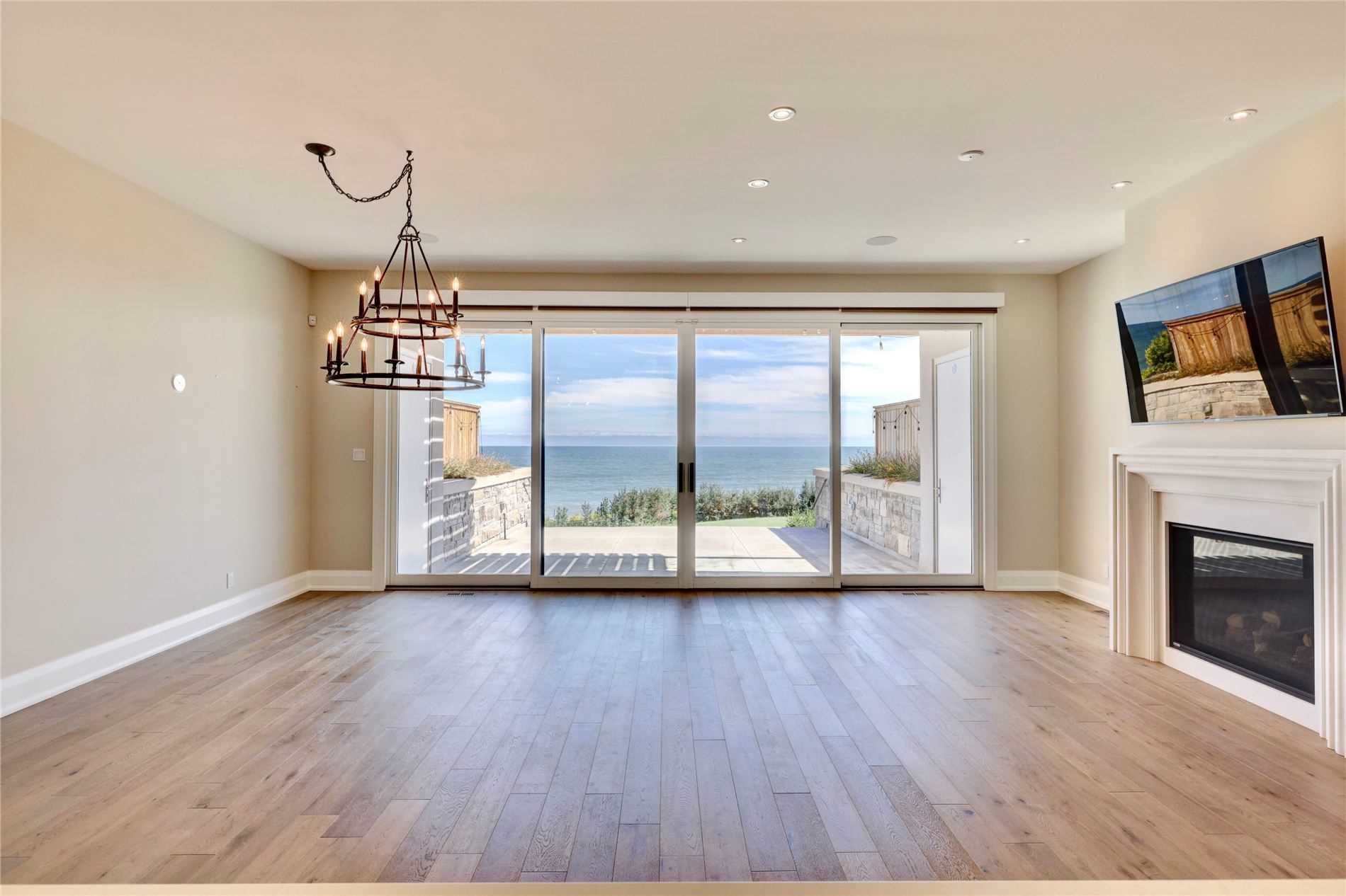 10 Maple Grove Dr, #8