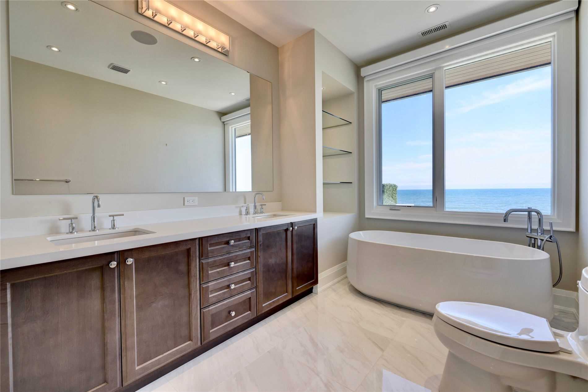 10 Maple Grove Dr, #8