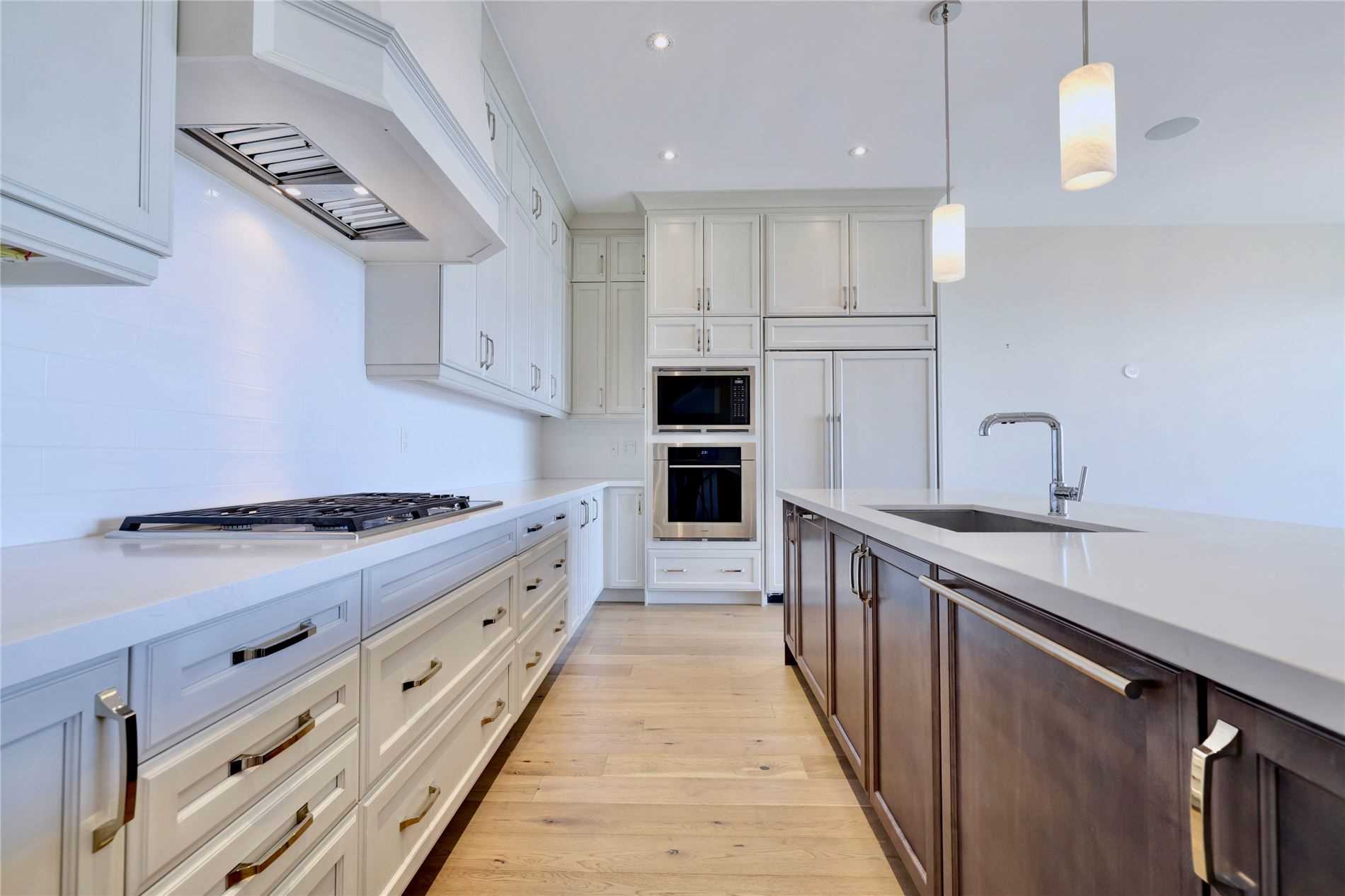 10 Maple Grove Dr, #8