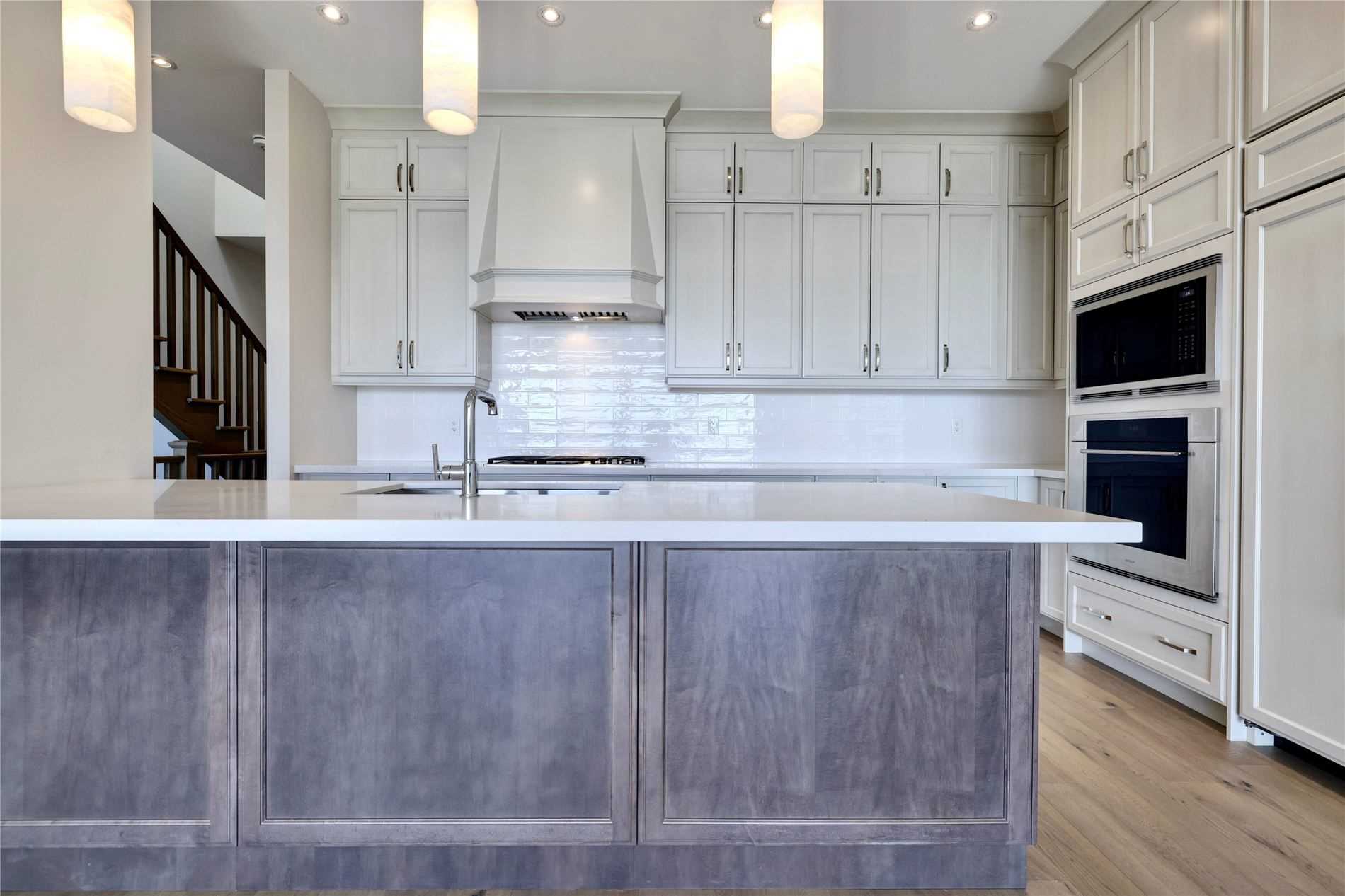 10 Maple Grove Dr, #8