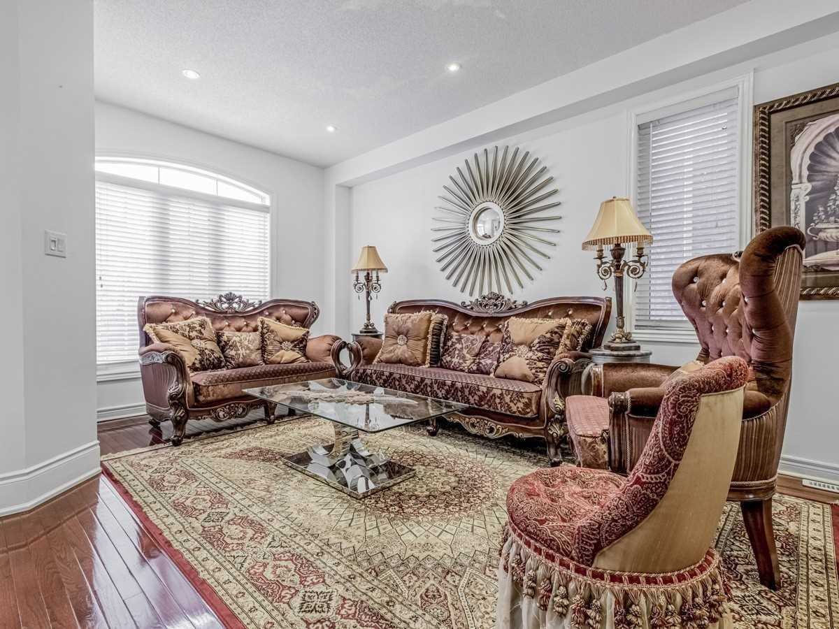 Listing W5858860 - Large Photo # 7