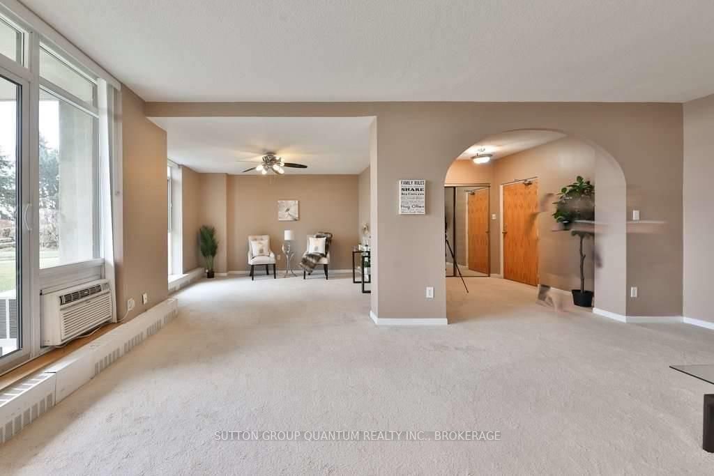 Listing W5858951 - Large Photo # 10