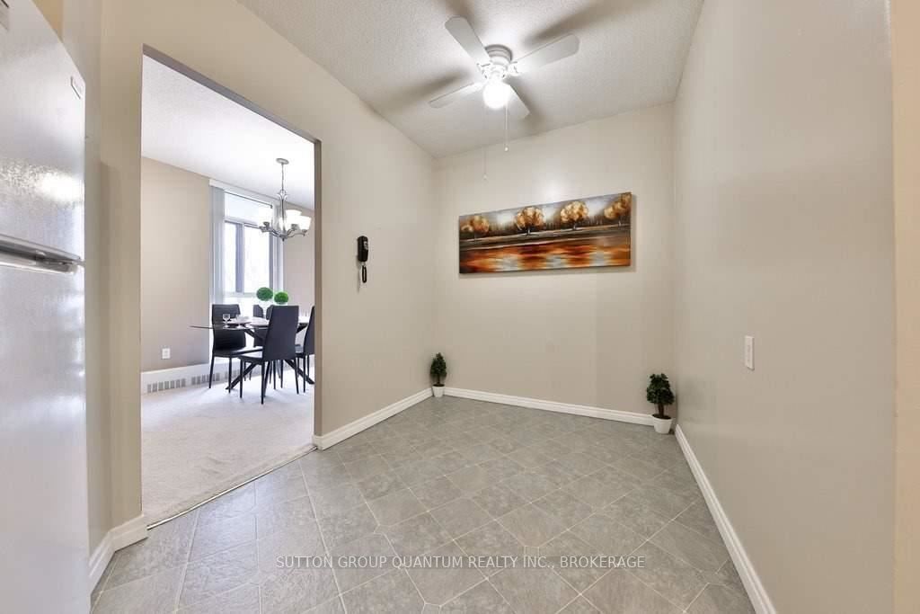 Listing W5858951 - Large Photo # 17