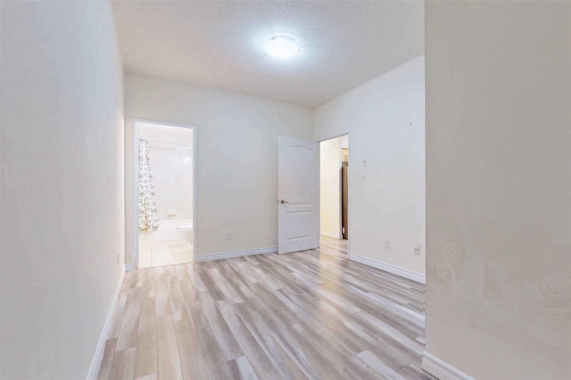 7405 Goreway Drive #712