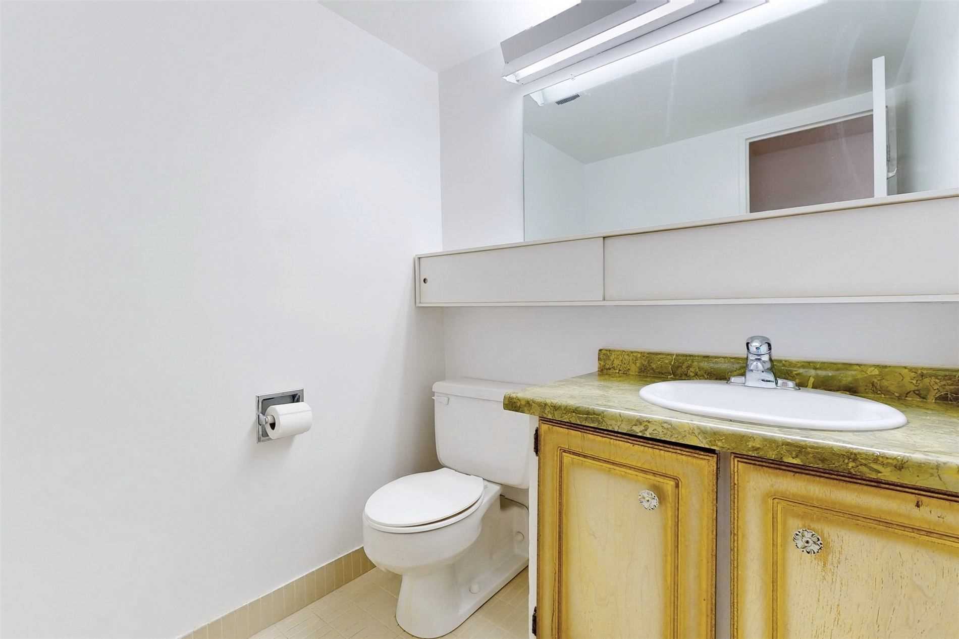 11 Wincott Dr, #1806
