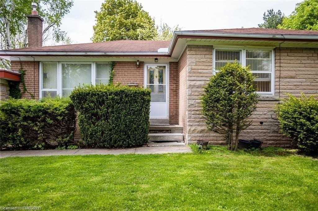 208 Glen Oak Dr