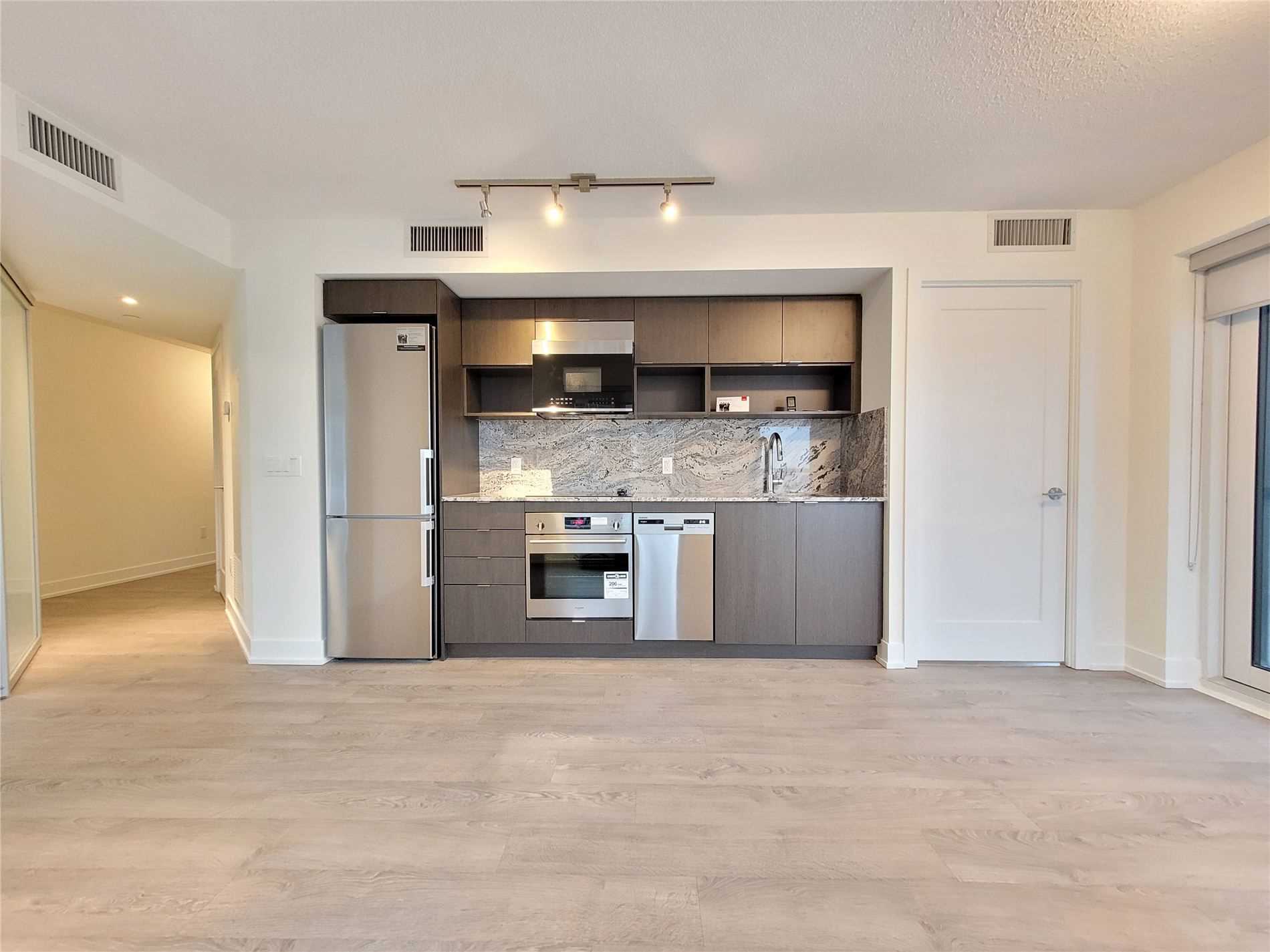9 Mabelle Avenue, #2318