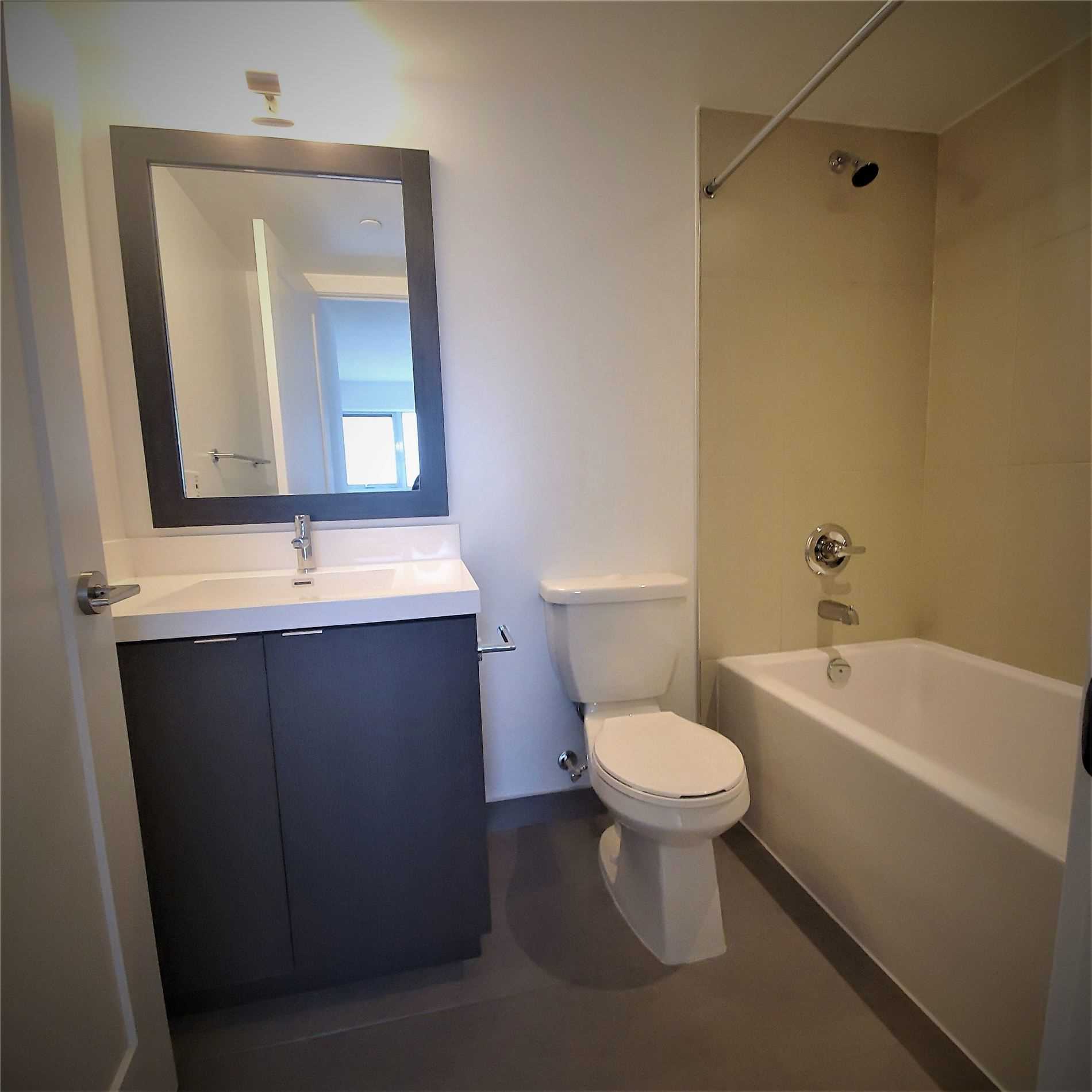 9 Mabelle Avenue, #2318