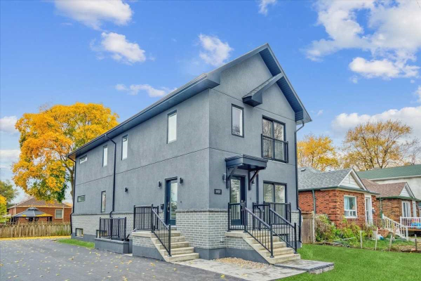 1937 Lawrence Ave W, Toronto