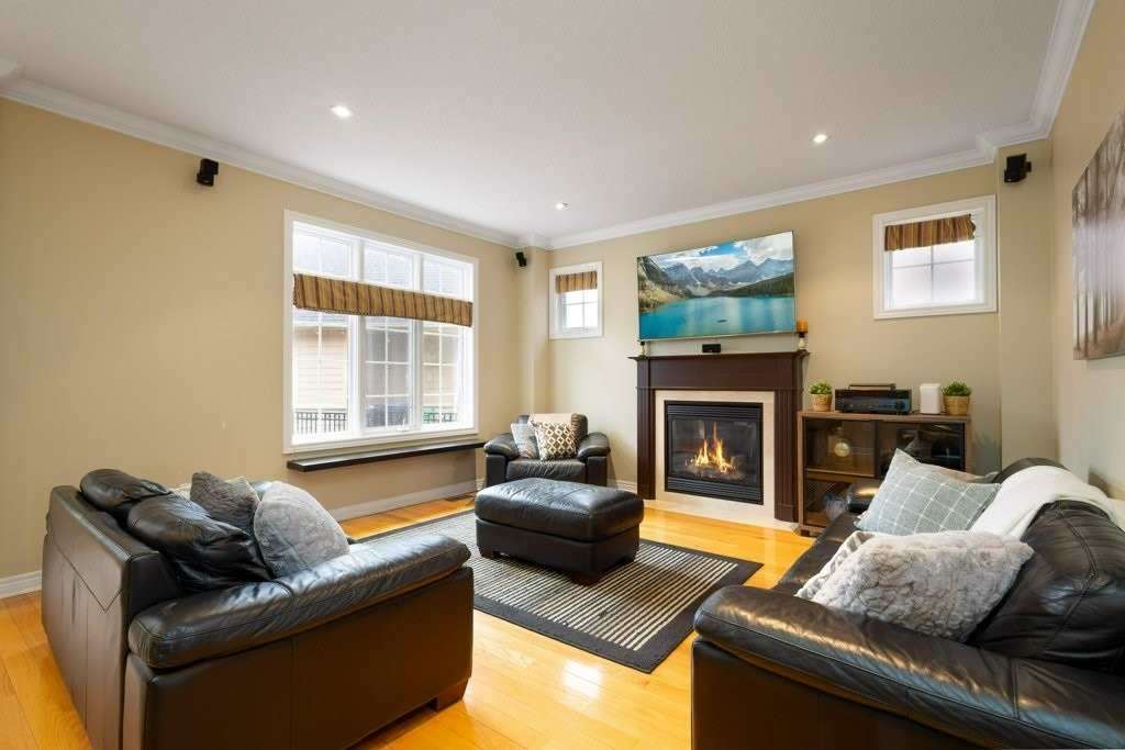 96 Thomas St