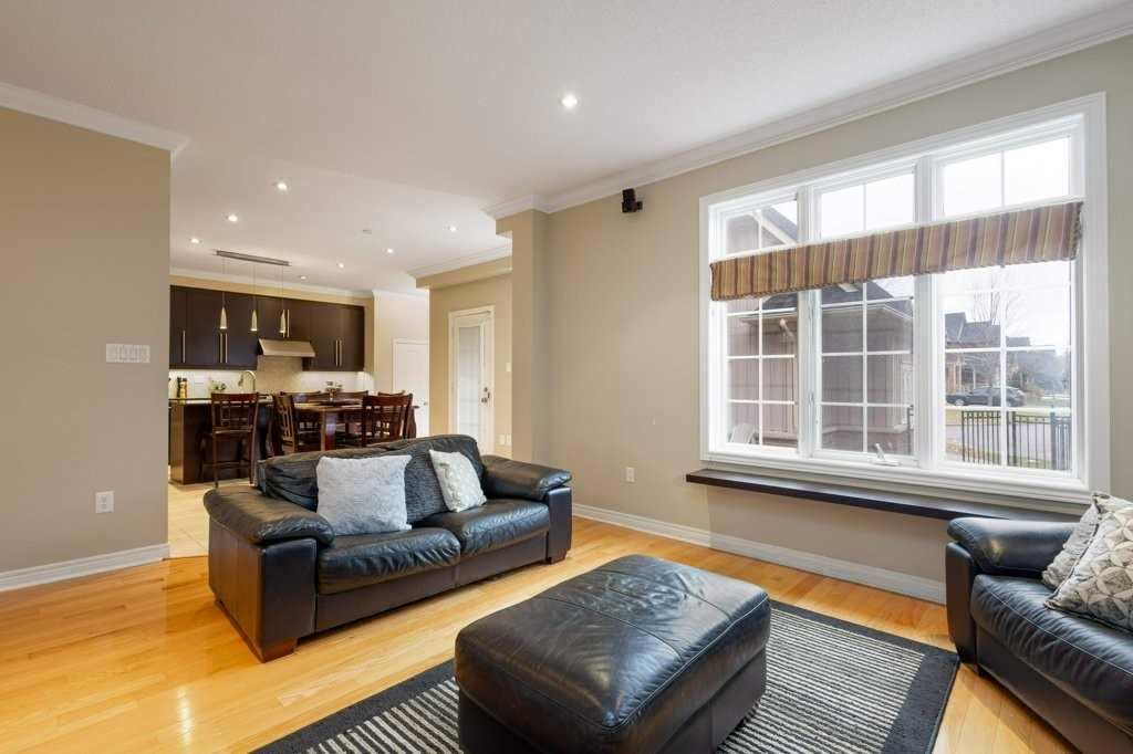 96 Thomas St