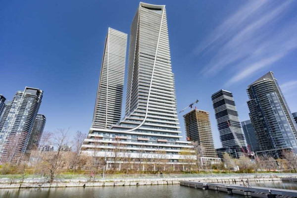 20 Shore Breeze Dr, Toronto