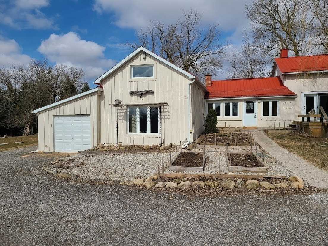 Listing W5860651 - Large Photo # 1