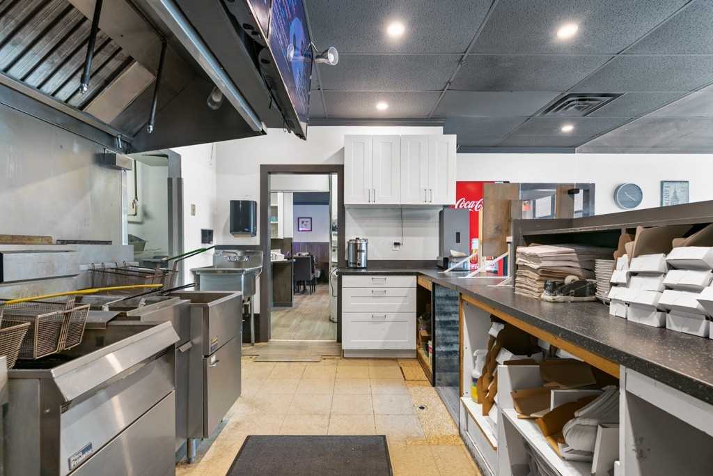 Listing W5860705 - Large Photo # 22