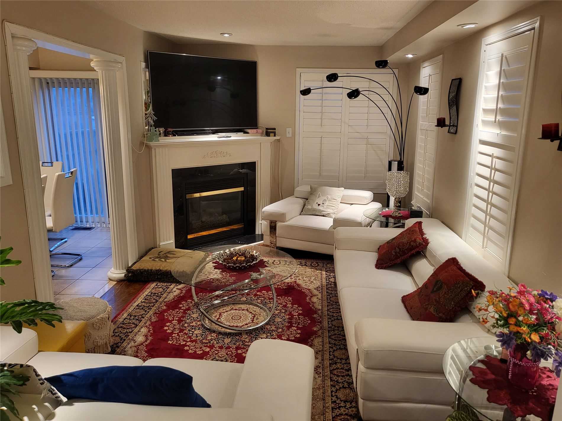 Listing W5860770 - Large Photo # 2