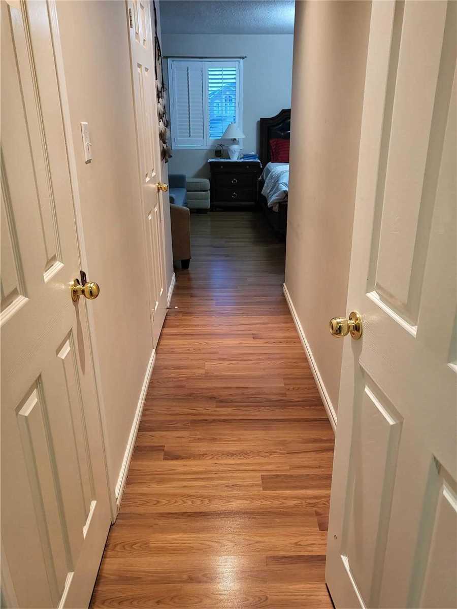 Listing W5860770 - Large Photo # 14