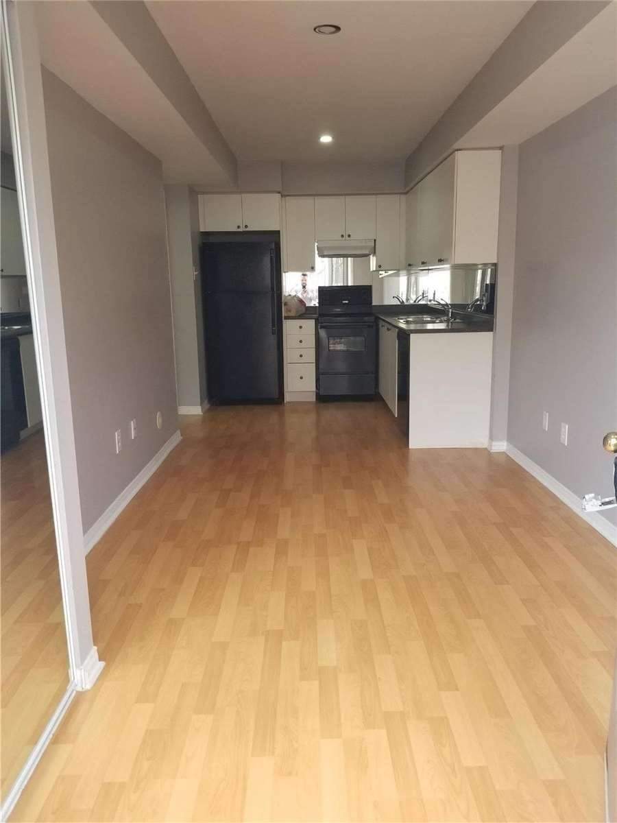 Listing W5860792 - Large Photo # 3