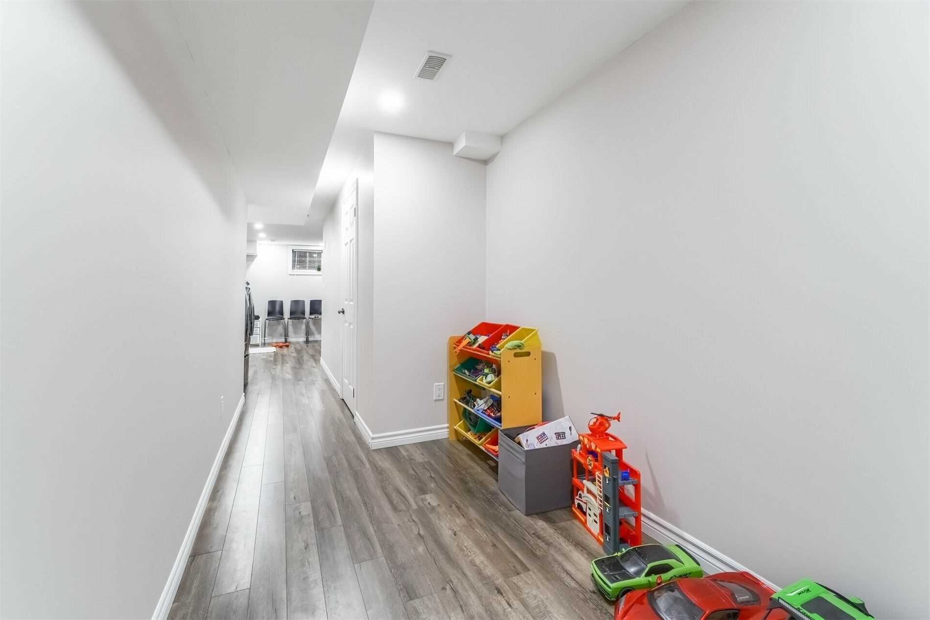 11 Tormore Road