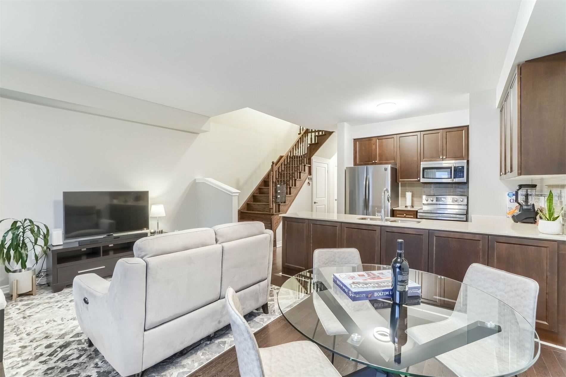 11 Tormore Road