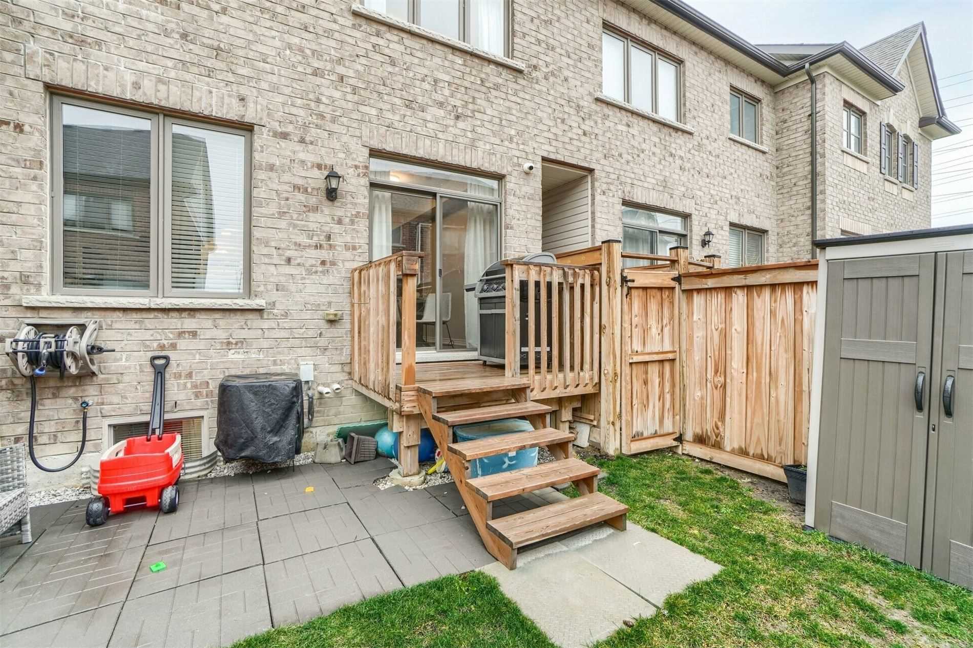 11 Tormore Road