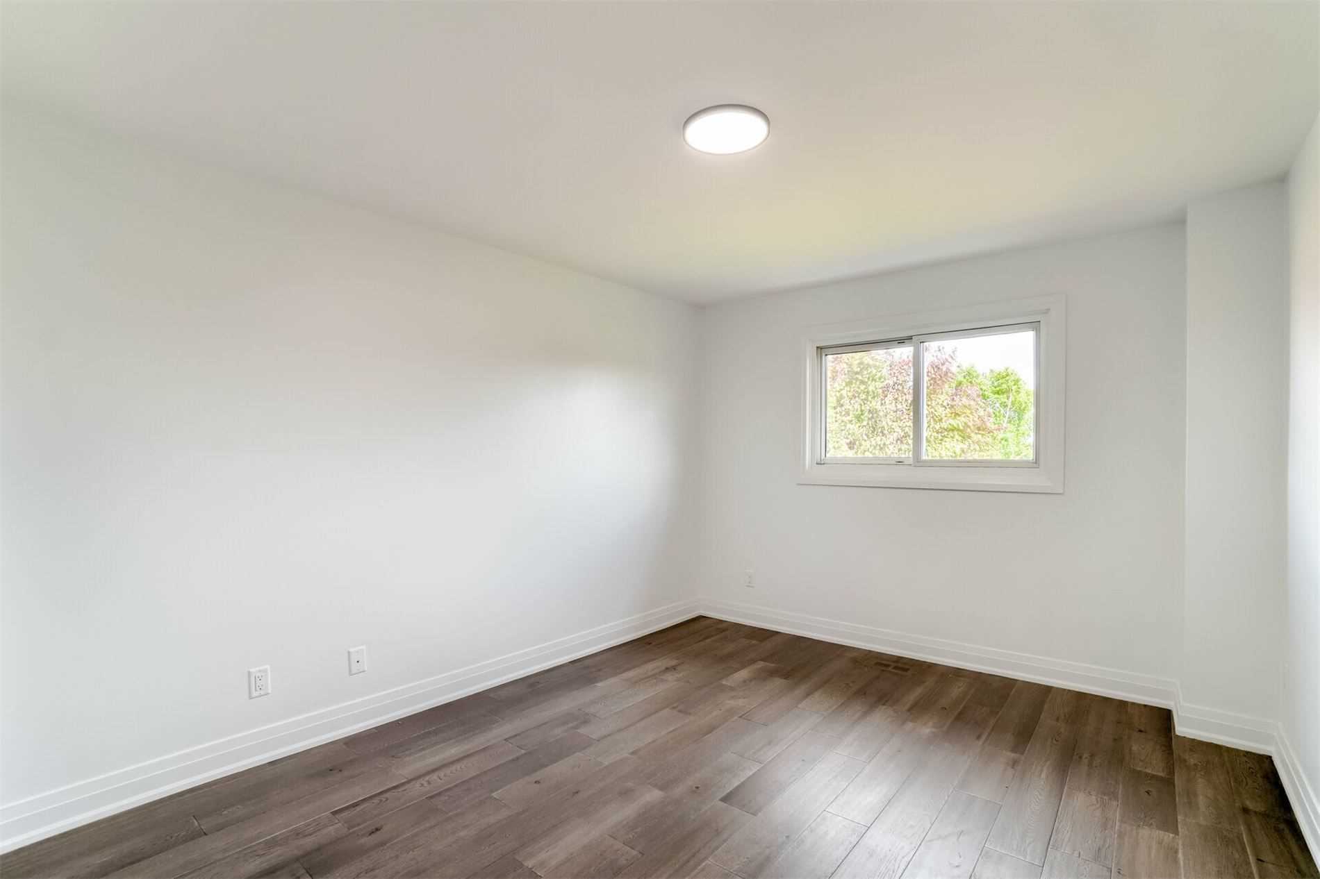550 Meadows Blvd