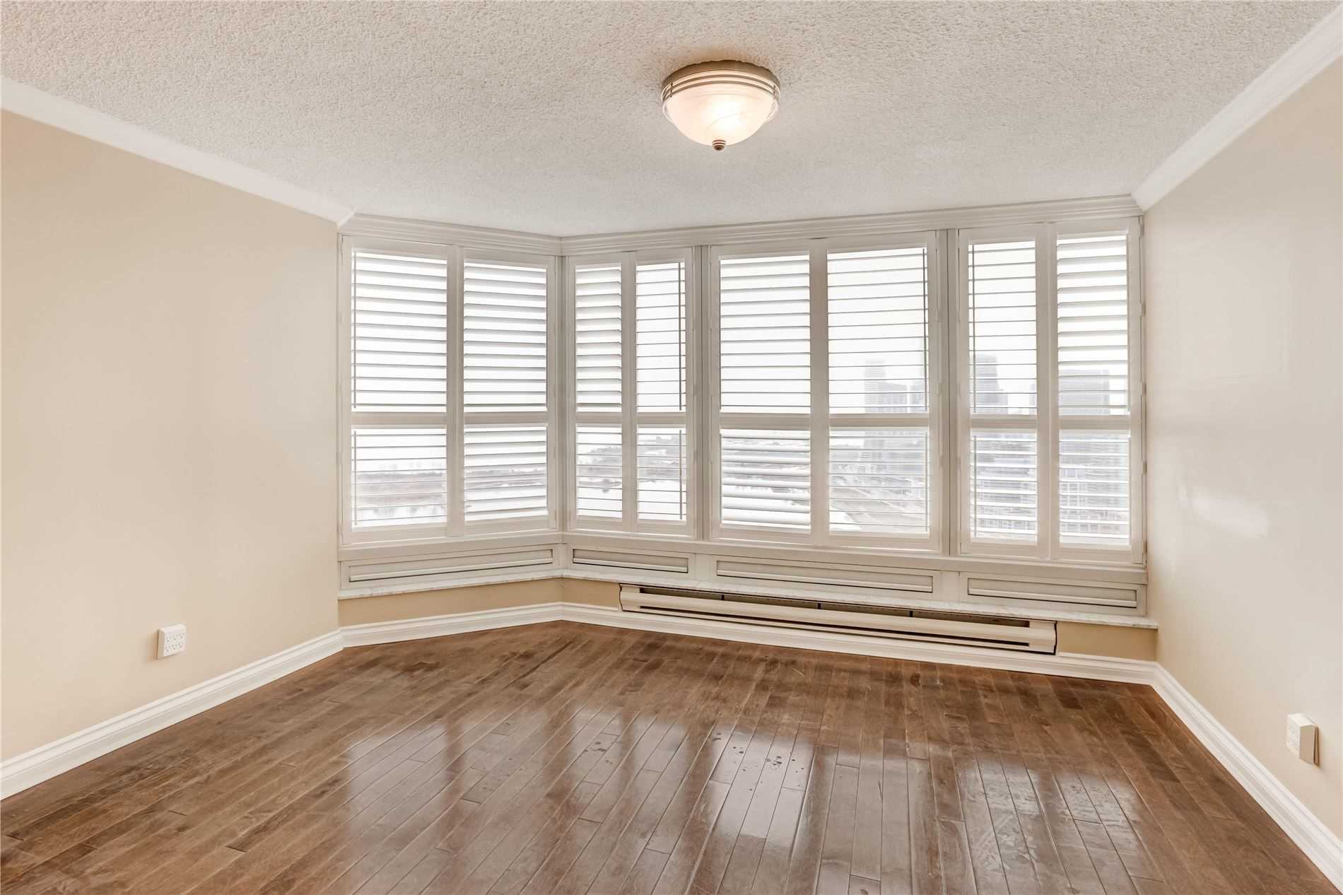 1 Palace Pier Crt, #3804