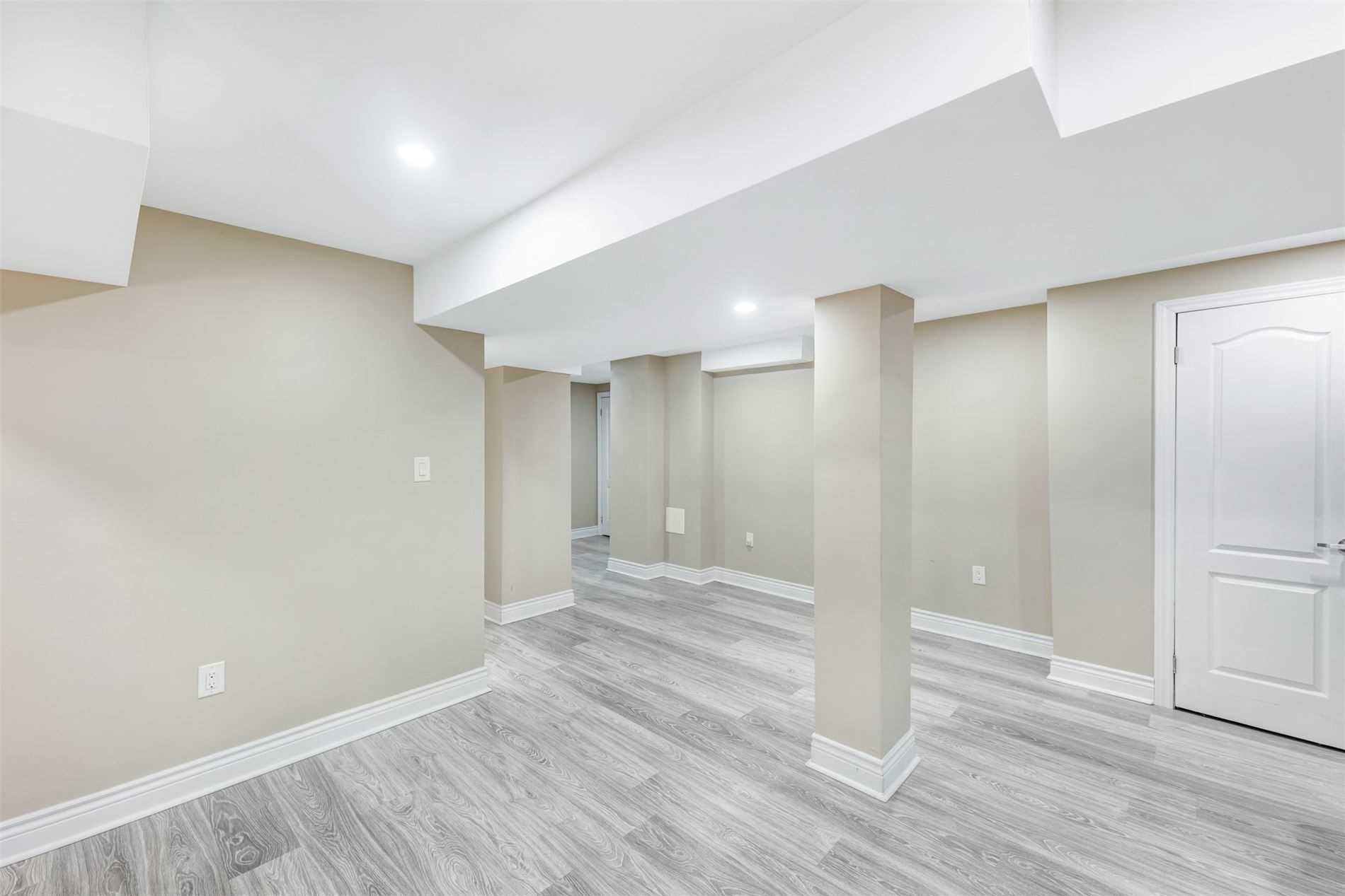 Listing W5861740 - Large Photo # 32