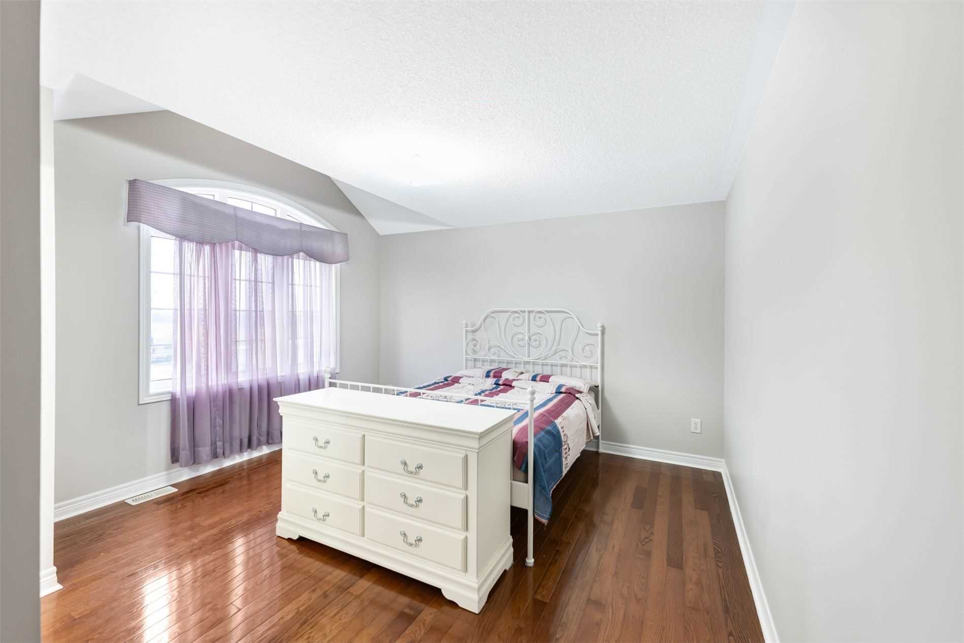 Listing W5861740 - Large Photo # 28