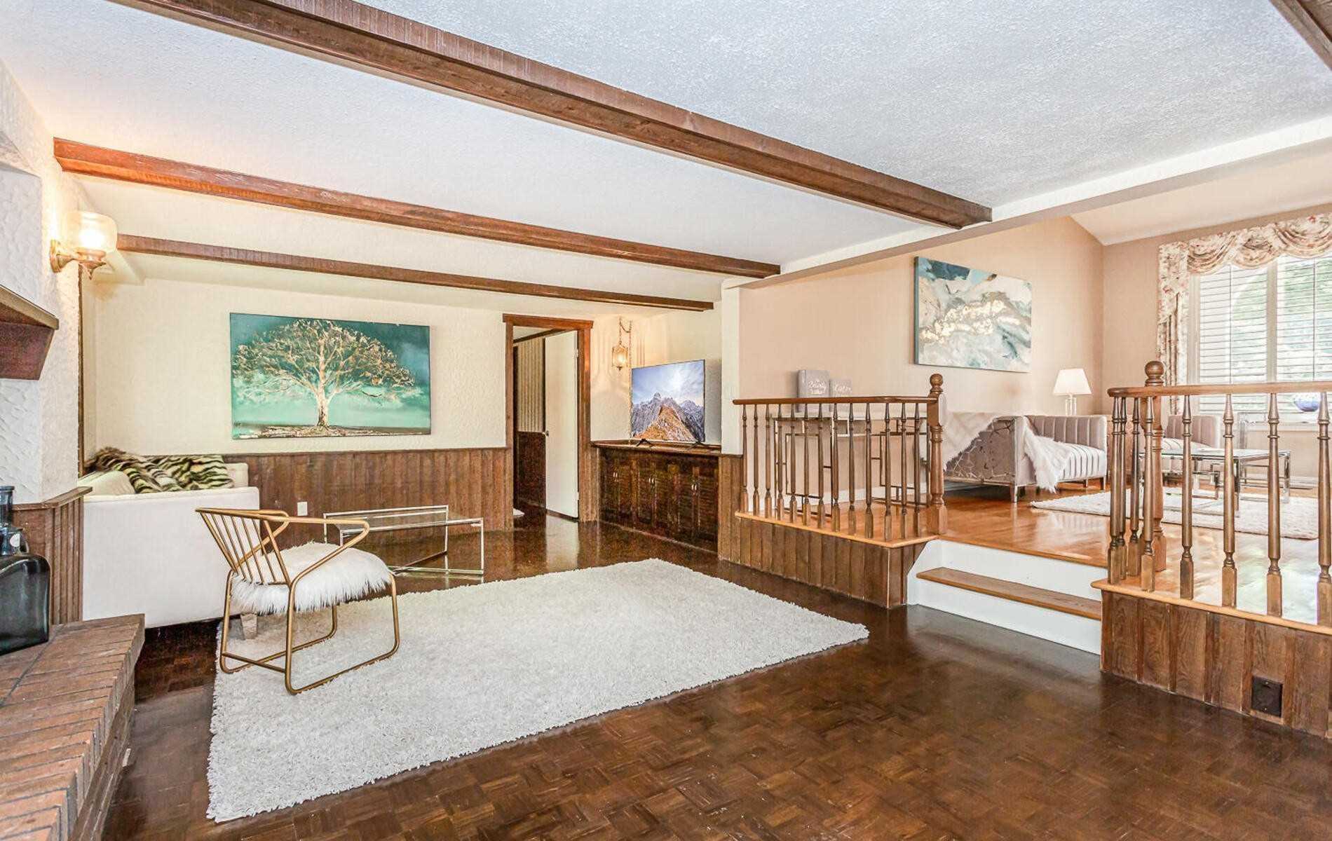 1697 Missenden Cres
