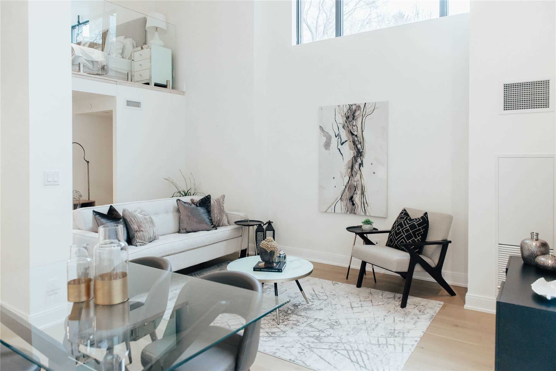 430 Roncesvalles Avenue, #105