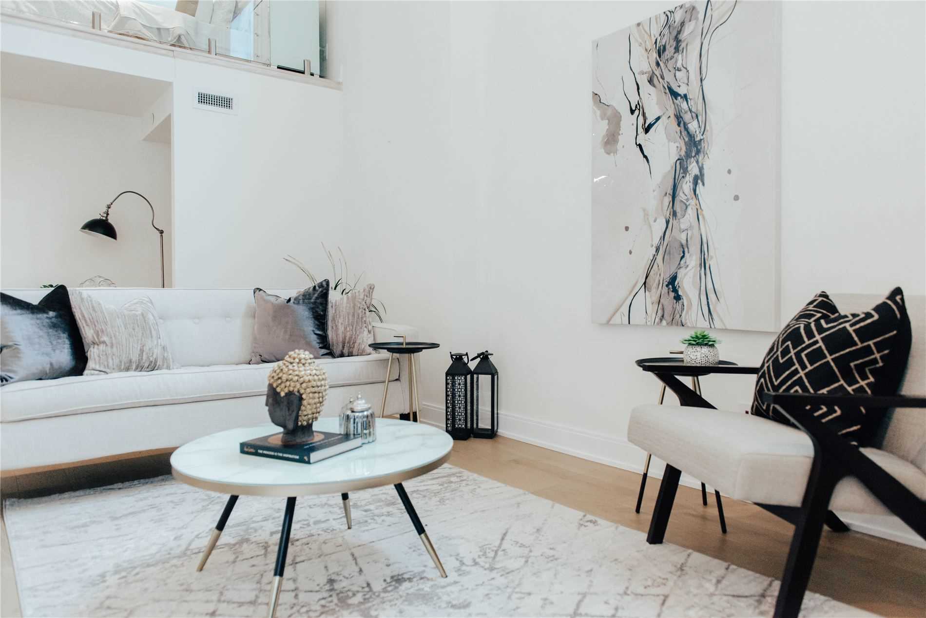 430 Roncesvalles Avenue, #105