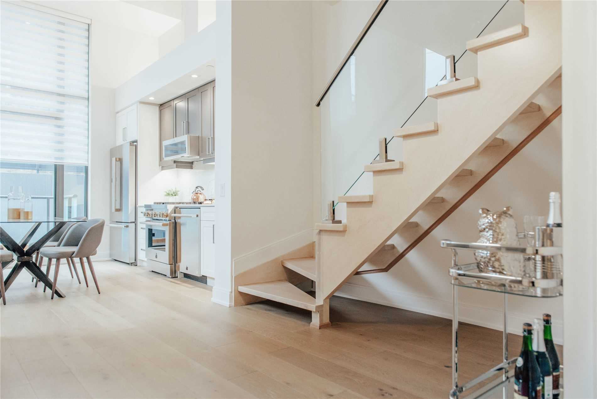 430 Roncesvalles Avenue, #105