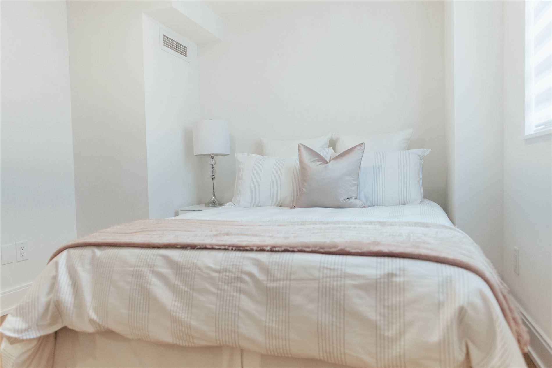 430 Roncesvalles Avenue, #105